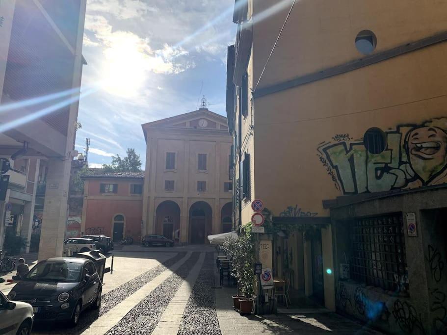 Loft Del Pratello Lägenhet Bologna Exteriör bild
