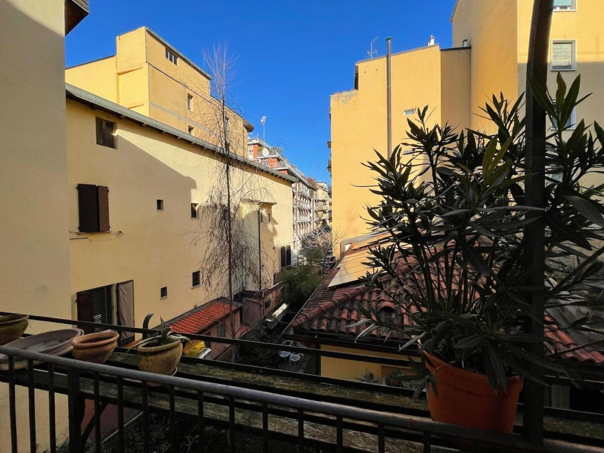 Loft Del Pratello Lägenhet Bologna Exteriör bild